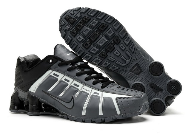 Nike Shox NZ 23